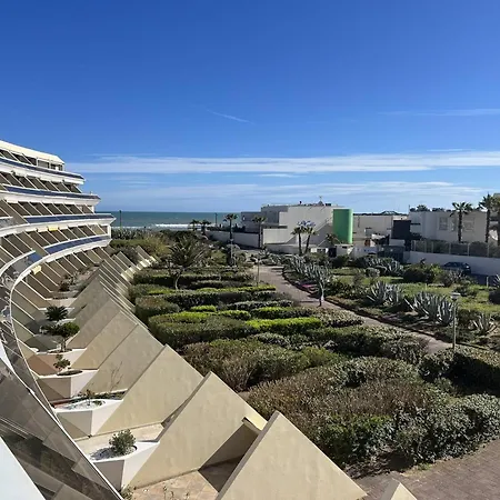 Studio Cabine Au Cap D'agde, 4 Couchages, Terrasse, Parking, Plage A Proximite - Fr-1-249a-40