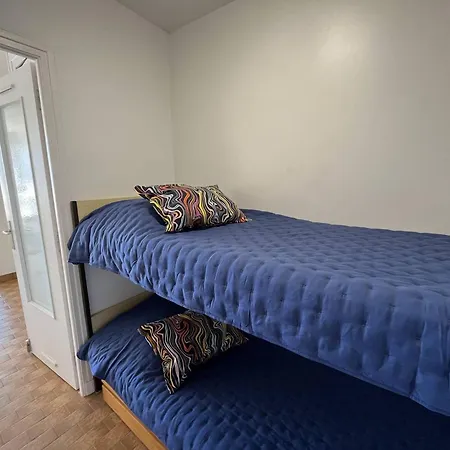 Studio Cabine Au Cap D'agde, 4 Couchages, Terrasse, Parking, Plage A Proximite - Fr-1-249a-40 Appartement